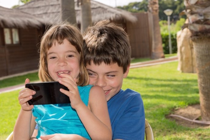 Niños y móvil, cinco apps para aprender jugando