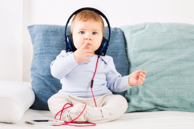 La importancia de la música en el primer año del bebé