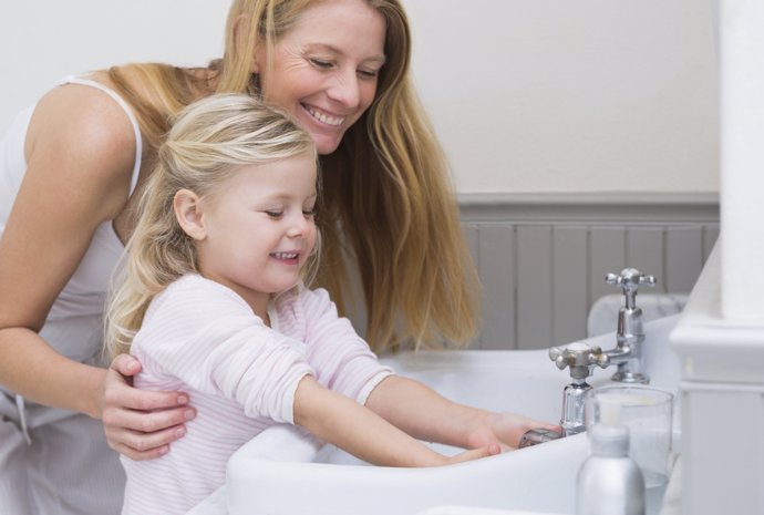 Consejos para conseguir que los niños se laven las manos