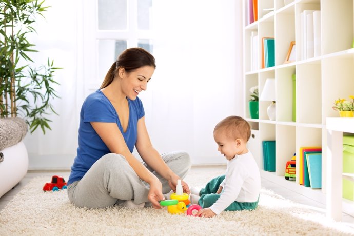 Aprende a estimular a tu bebé en tu propia casa