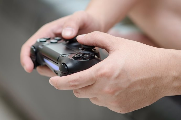 Un estudio relaciona la pérdida de materia gris con el uso de videojuegos