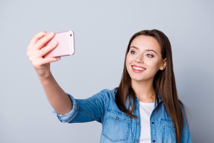Los selfies pueden hacer creer que se tienen rasgos que no existen.