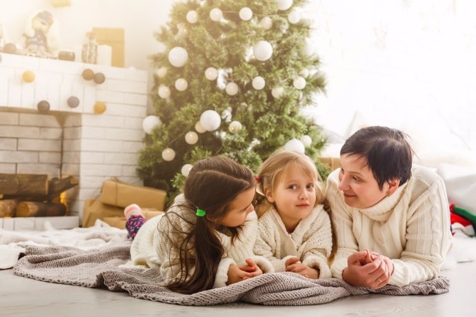 El espírtiu navideño y la simportancia de transmitir sus valores a los niños