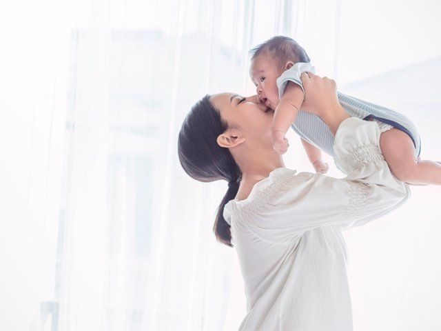 Los beneficios de la voz la madre en el desarrollo de los bebés prematuros.