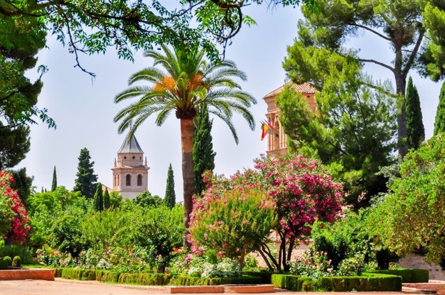 Archivo - Los jardines de la Alhambra de Granada