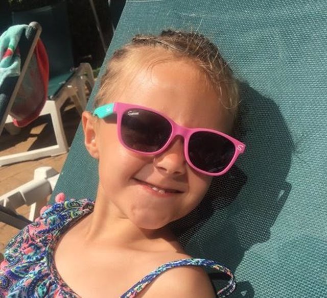 Los niños también necesitan gafas de sol: elige las mejores