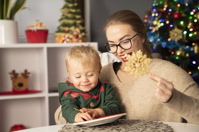 Archivo - Cómo adaptar las comidas navideñas a tu bebé