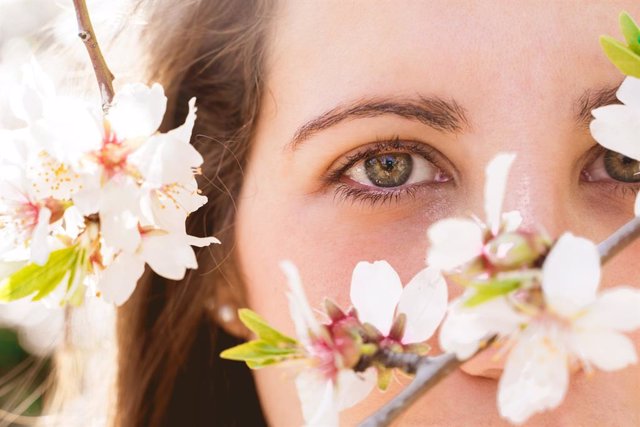 Trucos para aliviar el picor de ojos de las alergias oculares