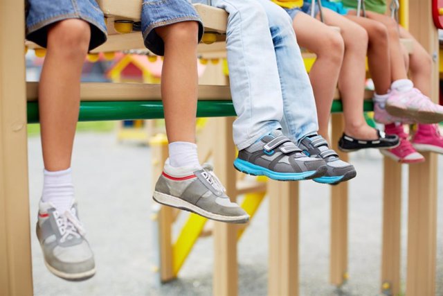 Elige las zapatillas deportivas de tus hijos según su edad