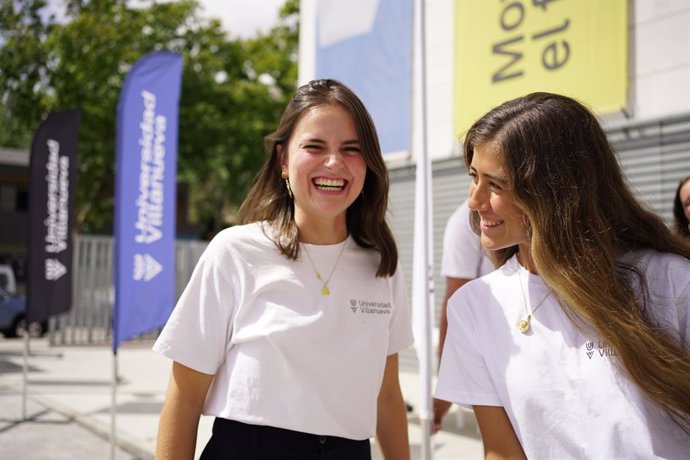 Estudiantes de la Universidad Villanueva